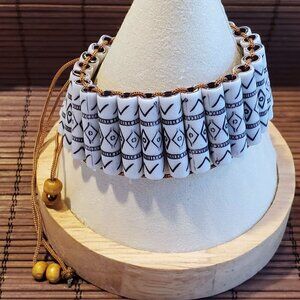90s Y2K Vintage Brown White Black Wood Acrylic Beads OSFA Adjustable Bracelet